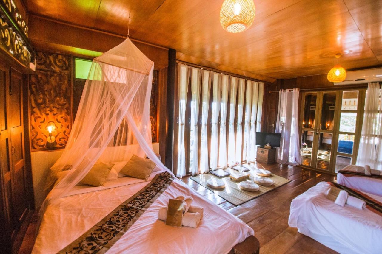 The Antique Riverside Resort Ban Pong  Luaran gambar