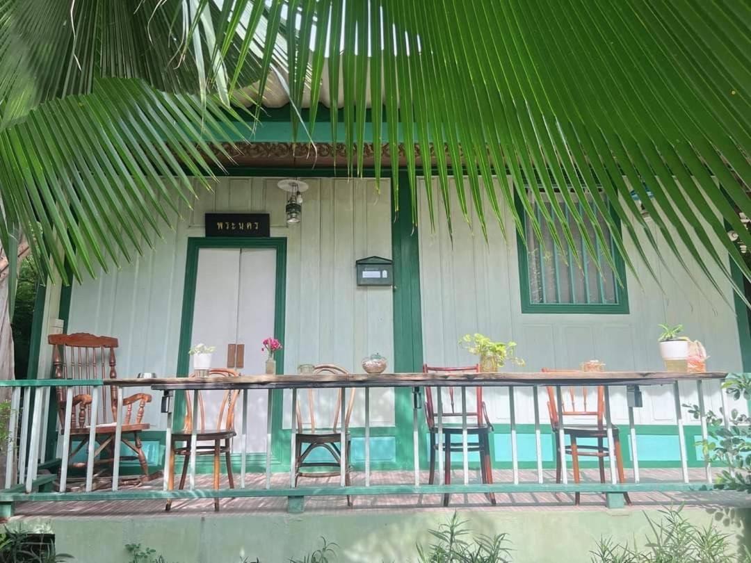 The Antique Riverside Resort Ban Pong  Luaran gambar