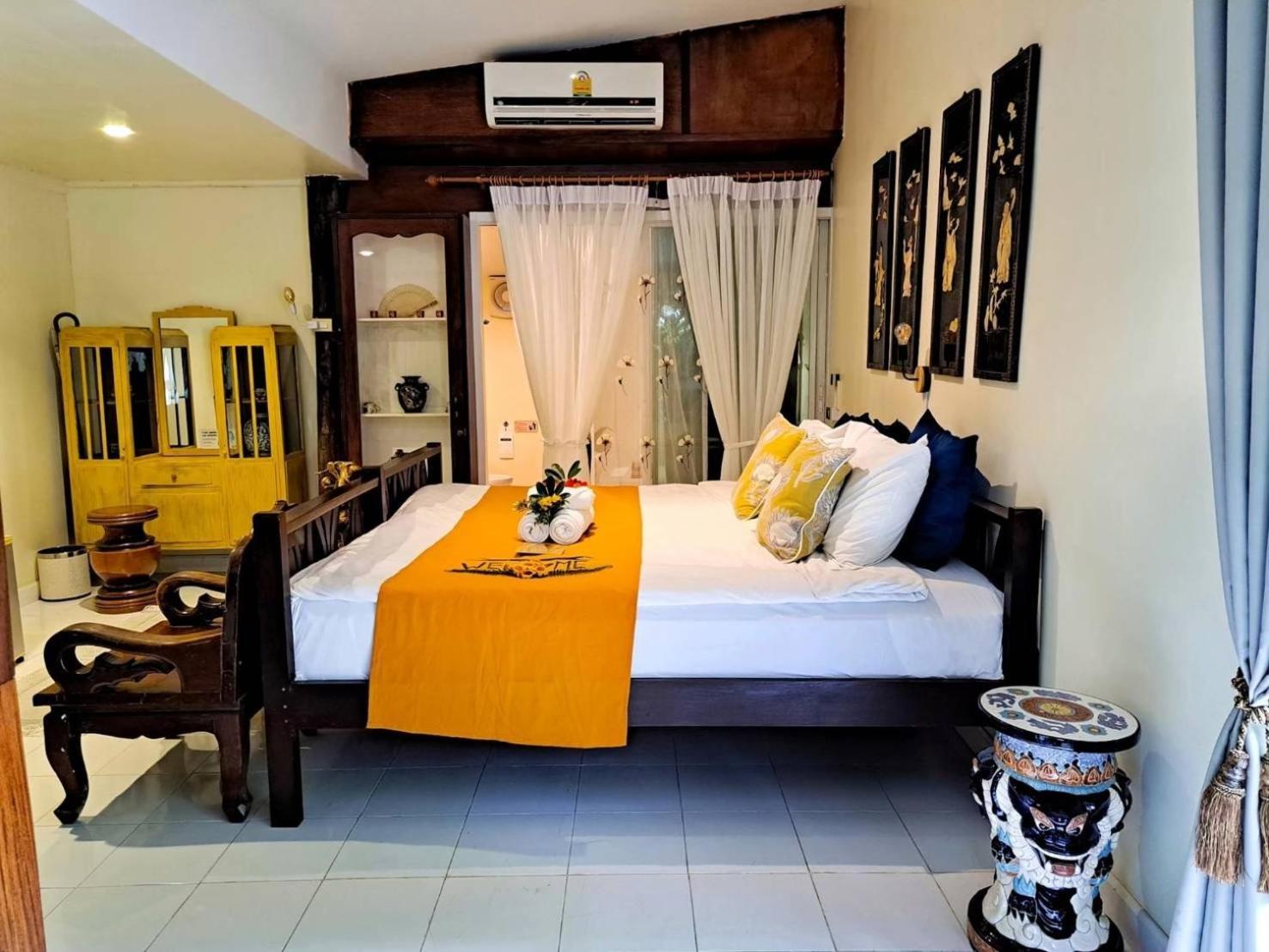 The Antique Riverside Resort Ban Pong  Luaran gambar