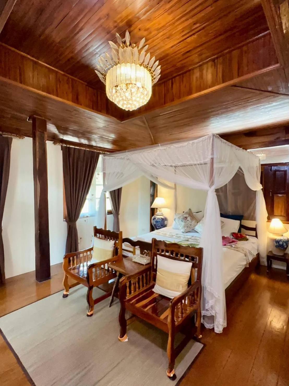 The Antique Riverside Resort Ban Pong  Luaran gambar